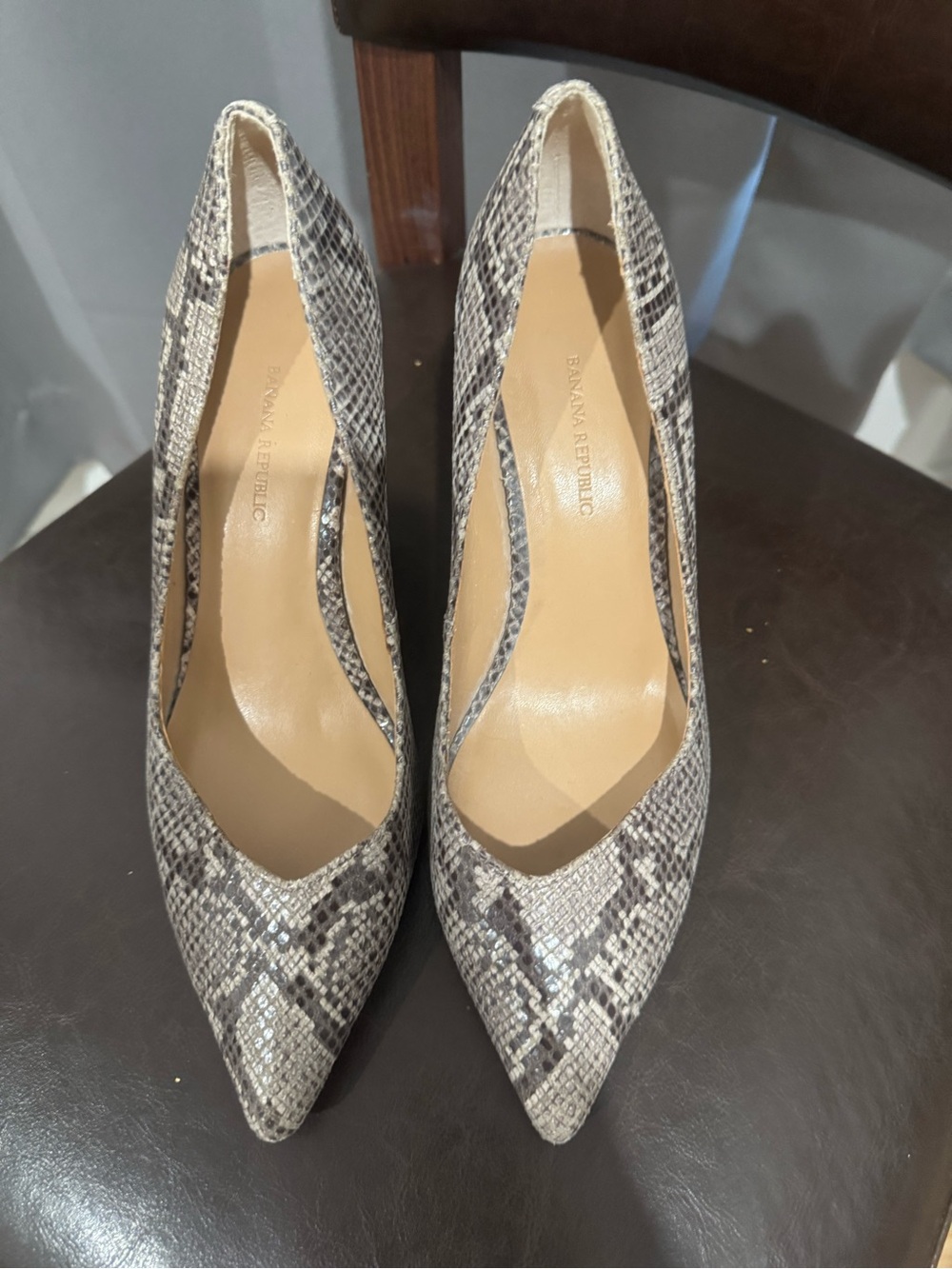 Banana Republic Snake-Print Pointed Toe Pumps in Gray